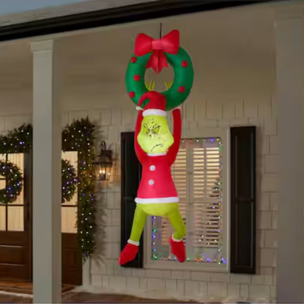 🆕 The Grinch Hanging Christmas Inflatable!